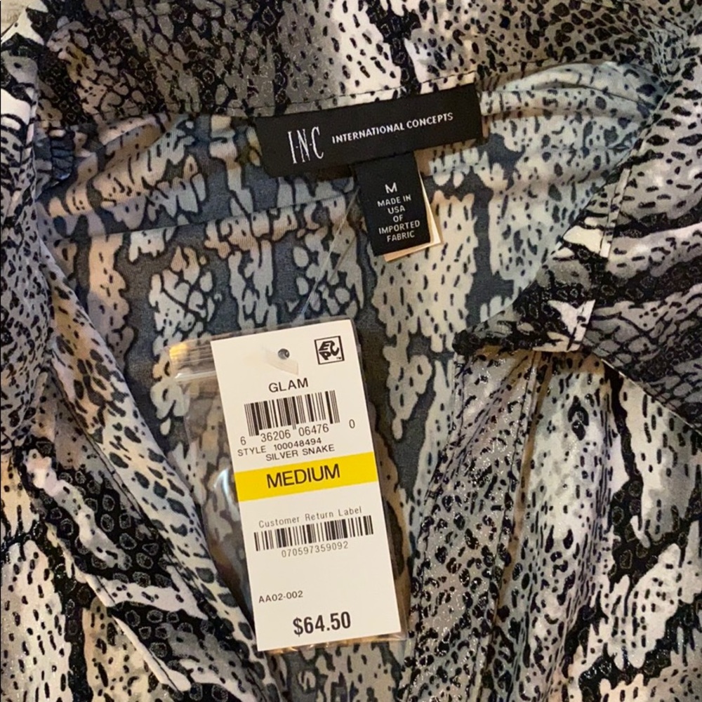 Blouse - Picture 2 of 2
